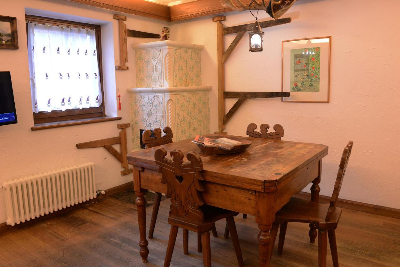 Ai Piedi Della Marmolada Apartment Canazei Luaran gambar