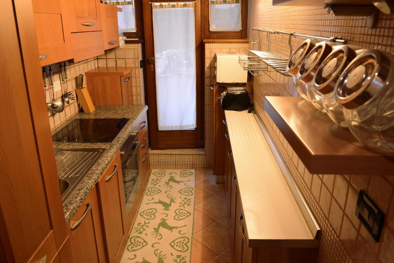 Ai Piedi Della Marmolada Apartment Canazei Luaran gambar